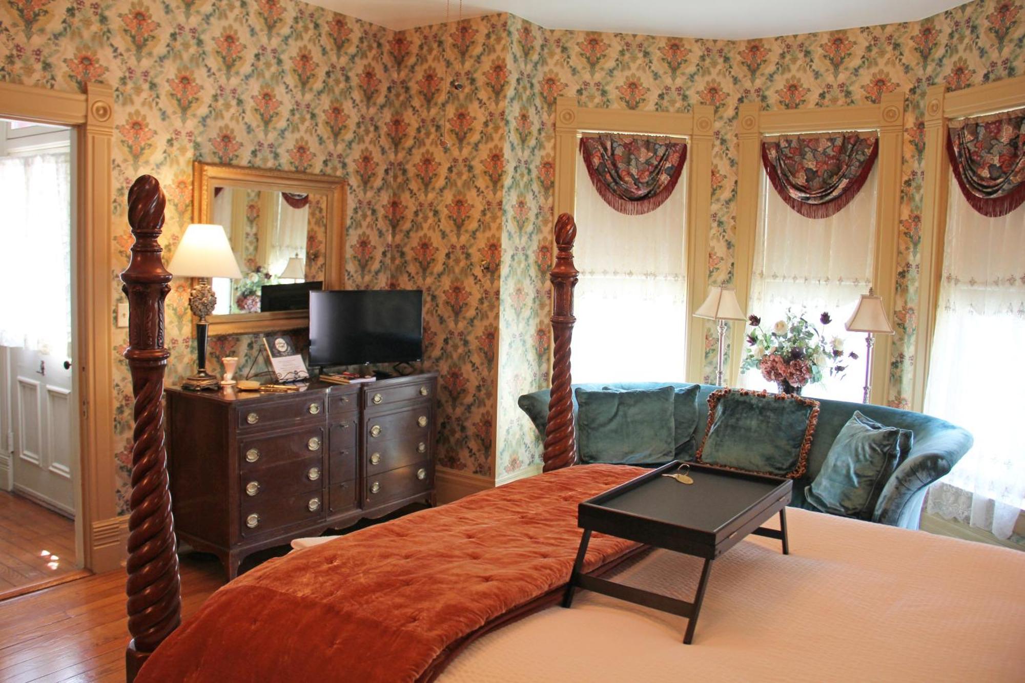 Grand Victorian Manor & Cottage 布恩维尔 外观 照片